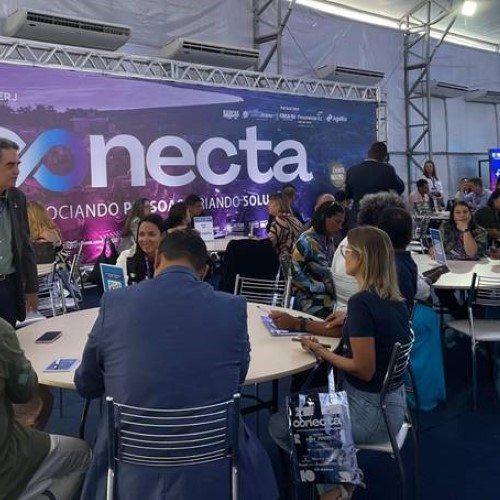 Conecta Facerj chega a Angra dos Reis